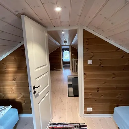 Slettabu By Norgesbooking - With Lovely View Vakantiehuis