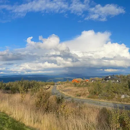 Slettabu By Norgesbooking - With Lovely View Vakantiehuis