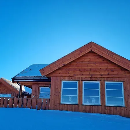 Slettabu By Norgesbooking - With Lovely View *