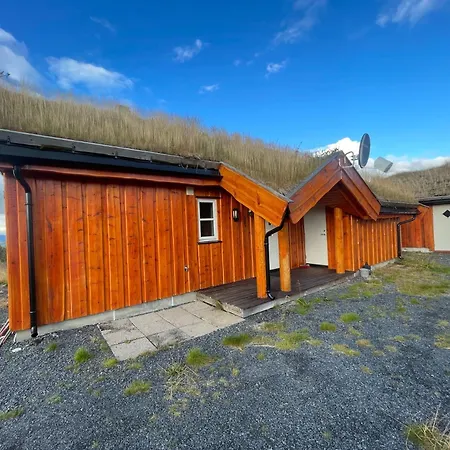 Slettabu By Norgesbooking - With Lovely View Ron